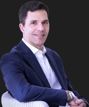 Dr. Denis Jardim